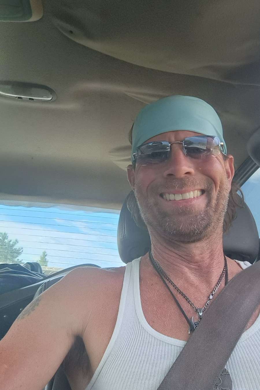 89272146 1066 medium large