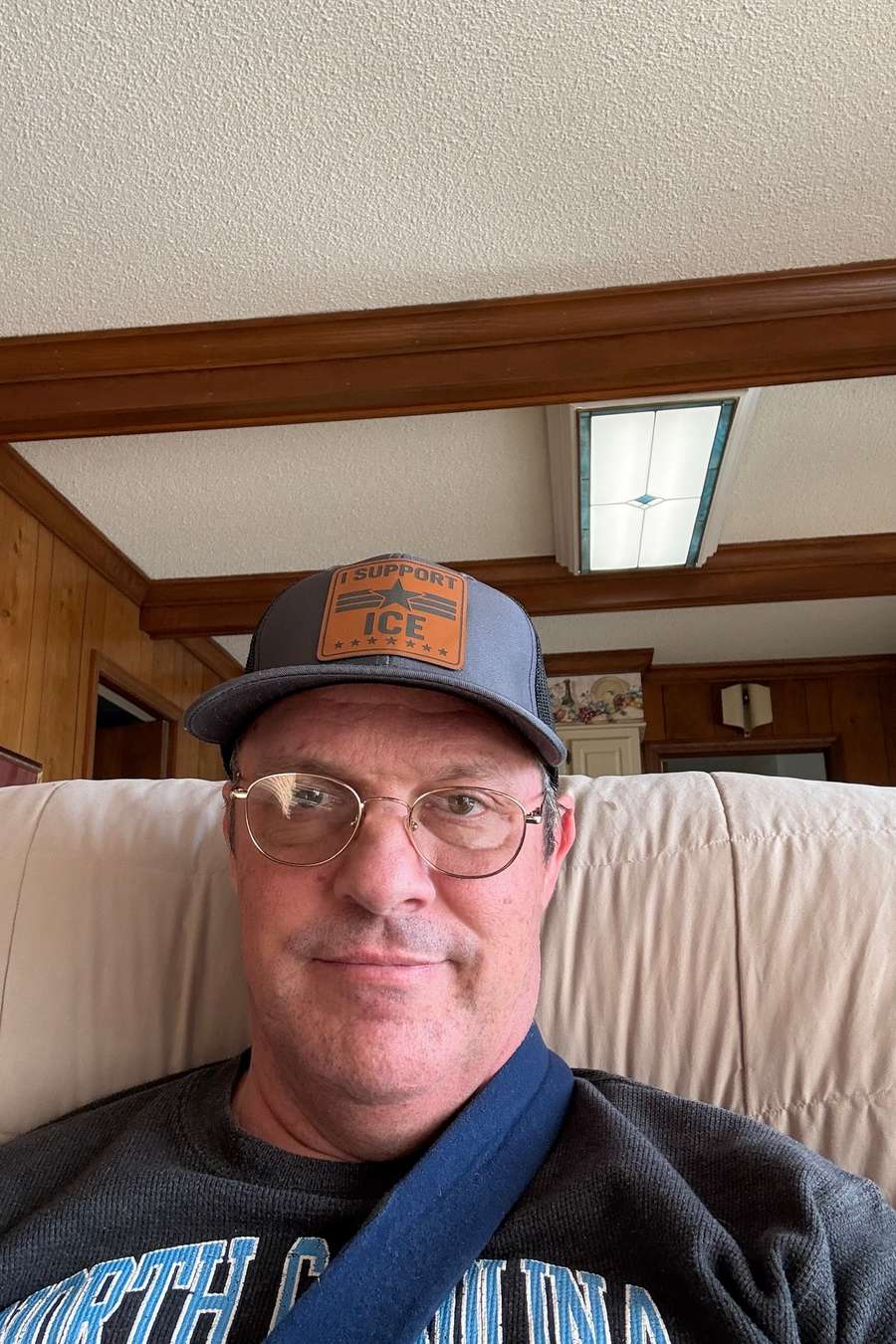 92985756 2104 medium large