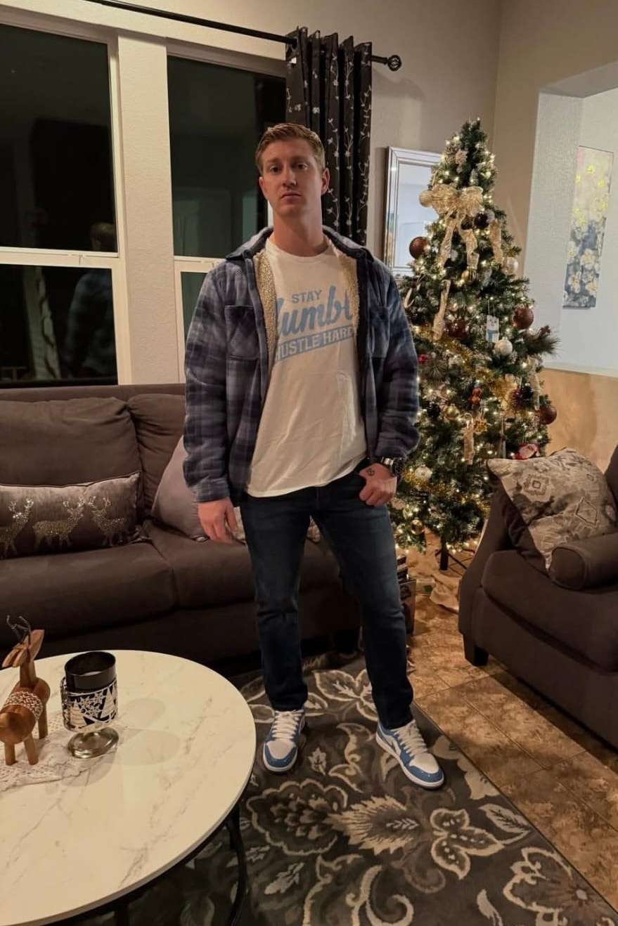 93038853 8424 medium large