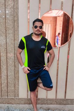 Akash's photo