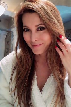 Anna's photo
