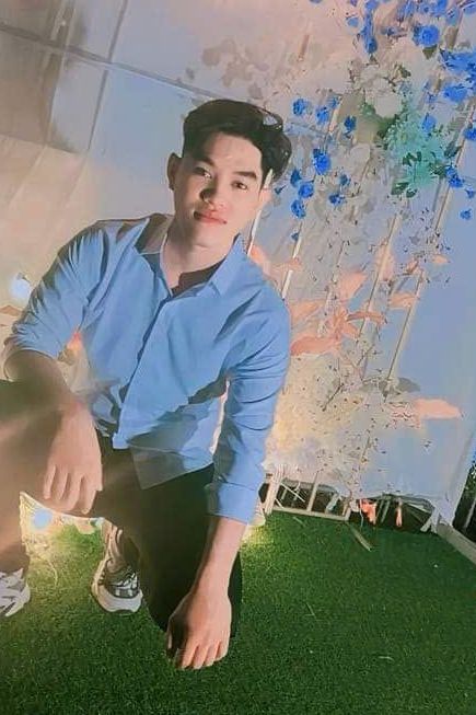 92722853 436 medium large