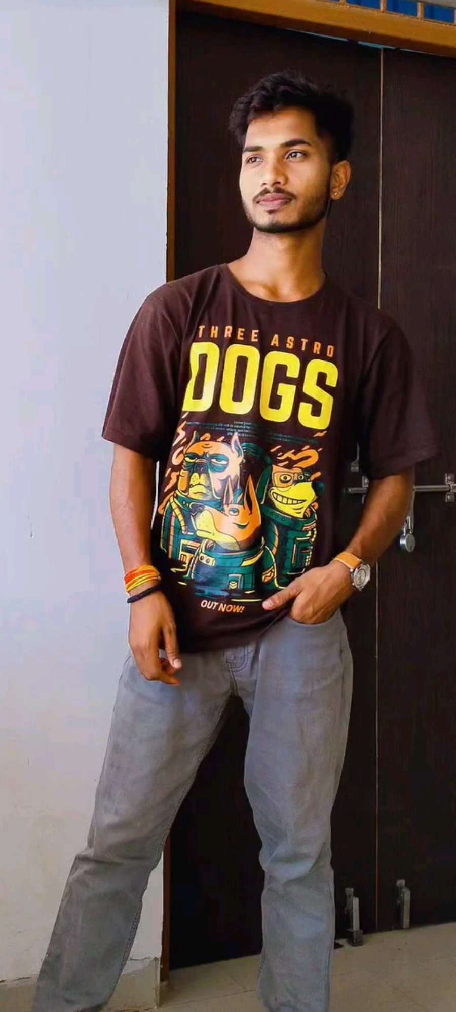 87364576 1984 medium large