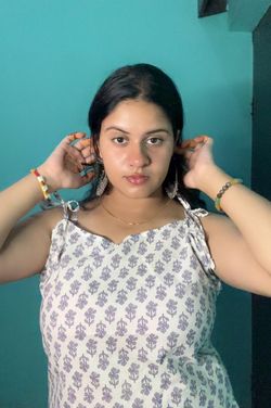 Annu 's photo