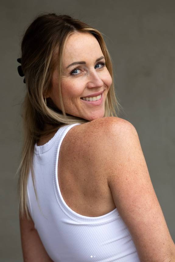 90118782 3749 medium large