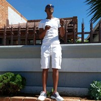 Pile sipho Dlomo's photo