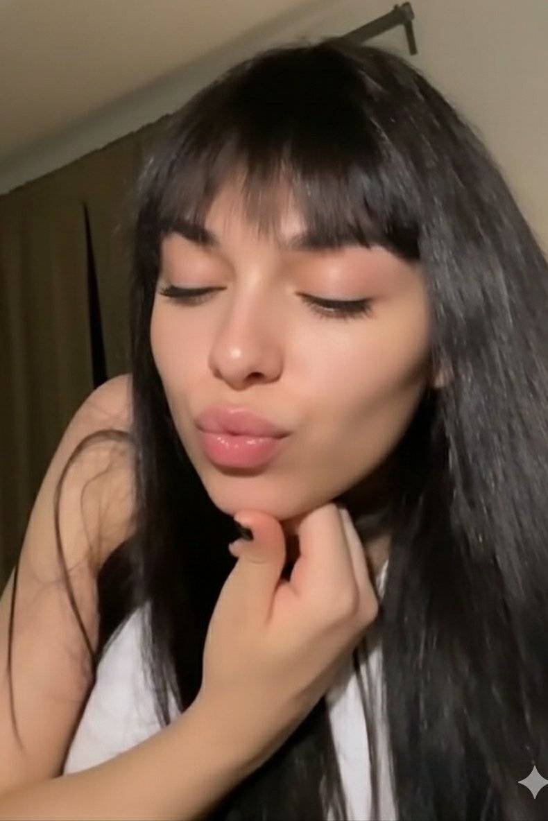 90911123 1602 medium large