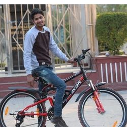 Naved Khan's photo