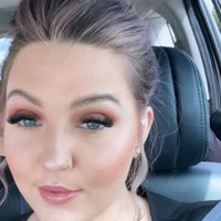 jenies Ariana's photo