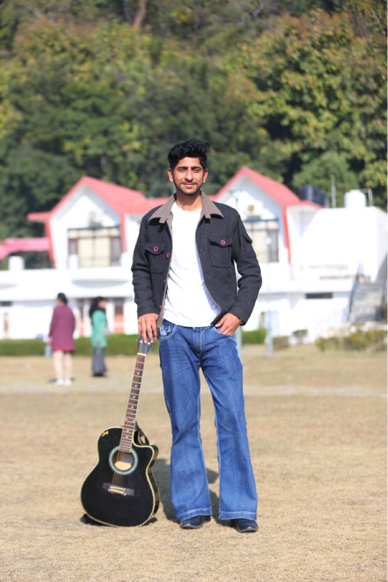 90097362 1843 medium large