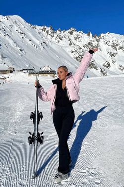 Rose staincy 's photo