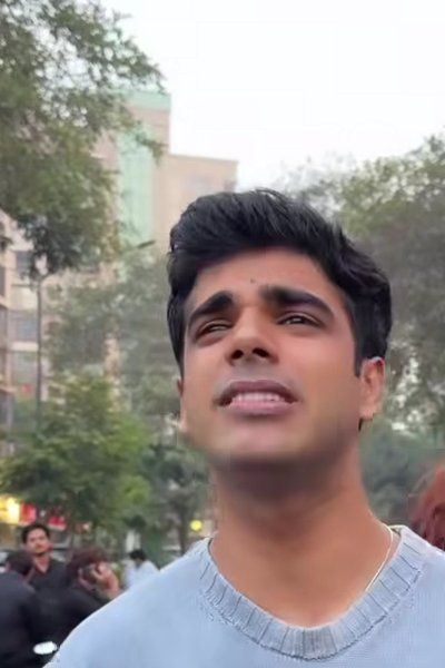 81607334 9572 medium large