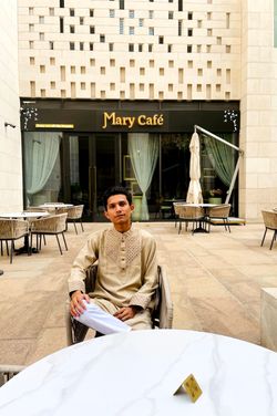 Hossain 's photo