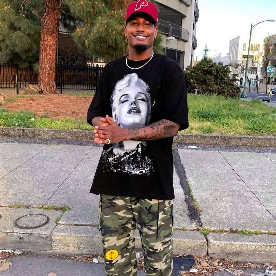 83221125 2747 medium large