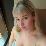 goldenqueenq's photo