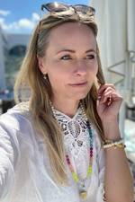 Emily Rowland's photo