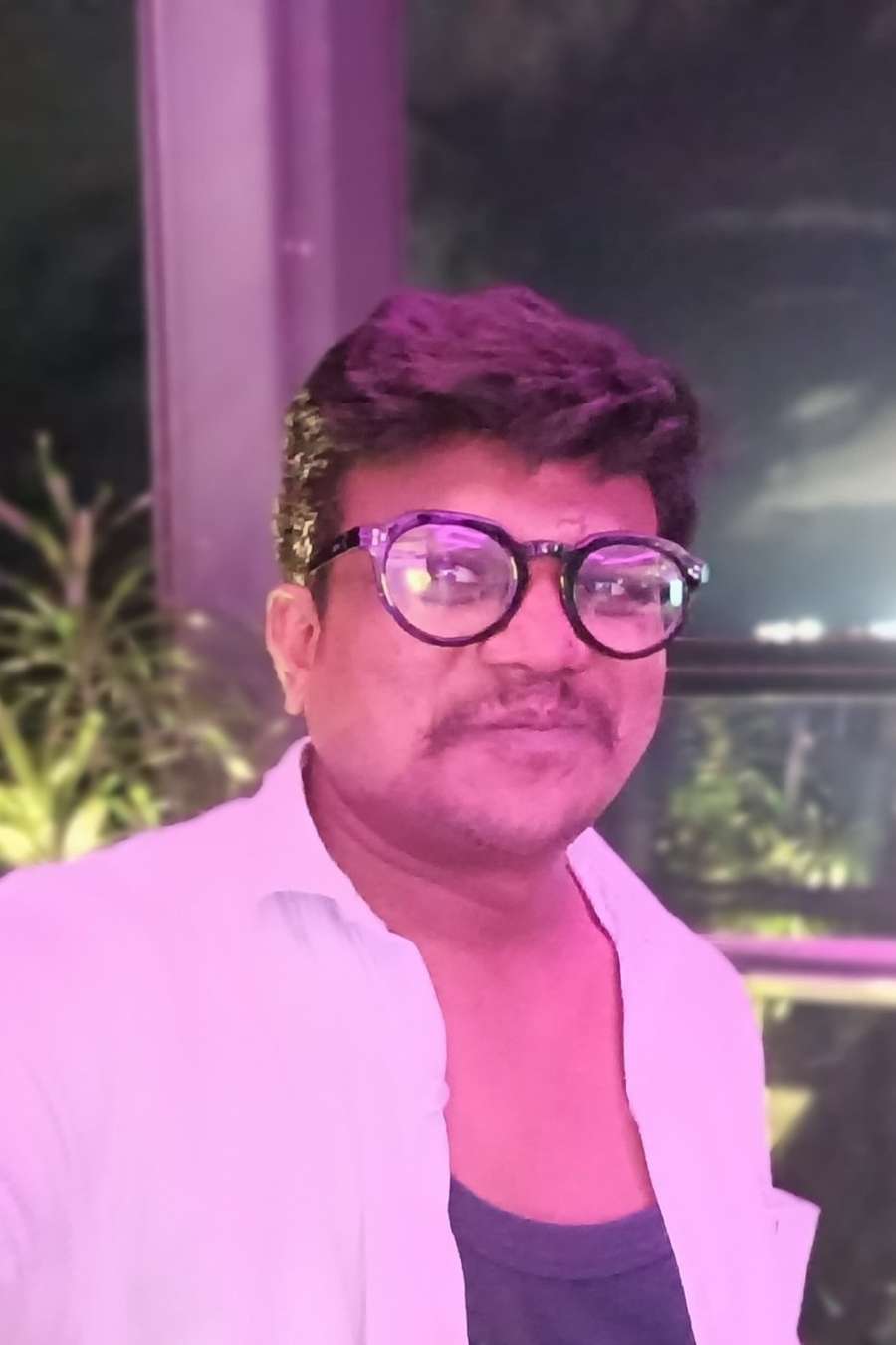 89817259 4700 medium large