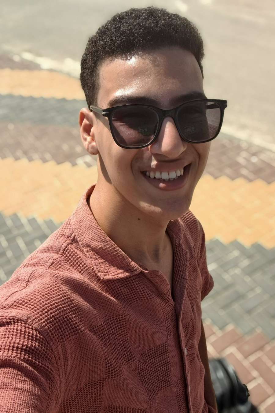 90181274 7381 medium large