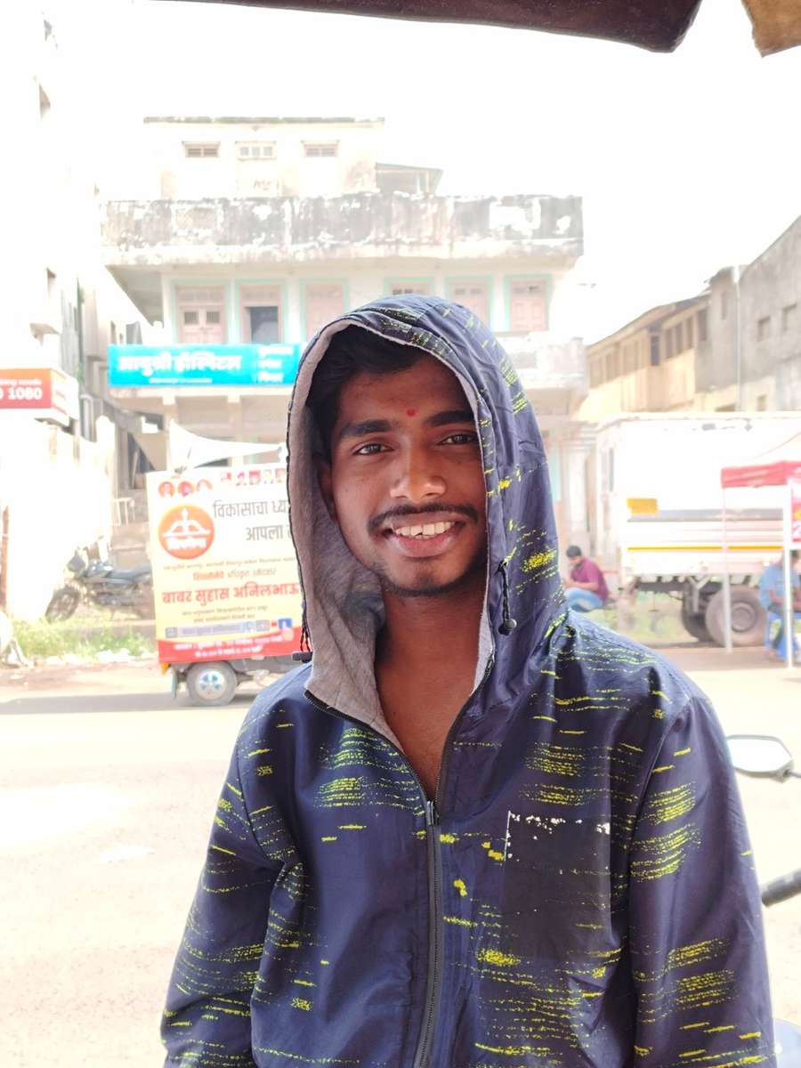 85070822 2432 medium large