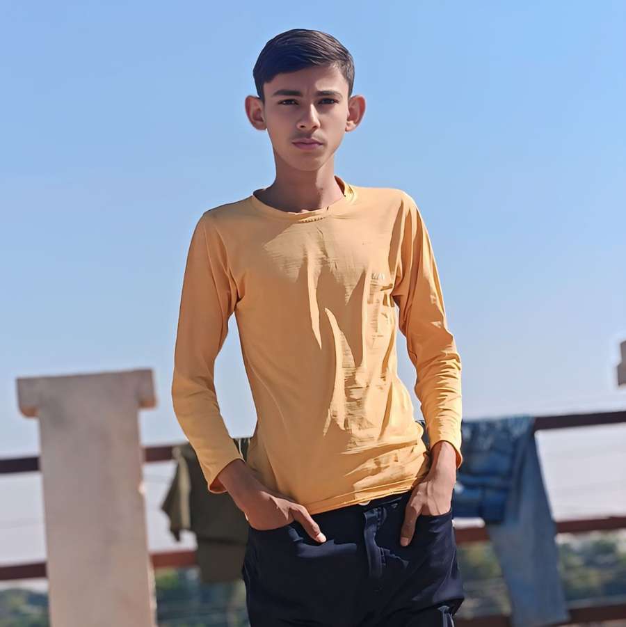 85499941 542 medium large