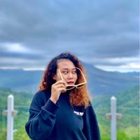 opy nurdianti's photo