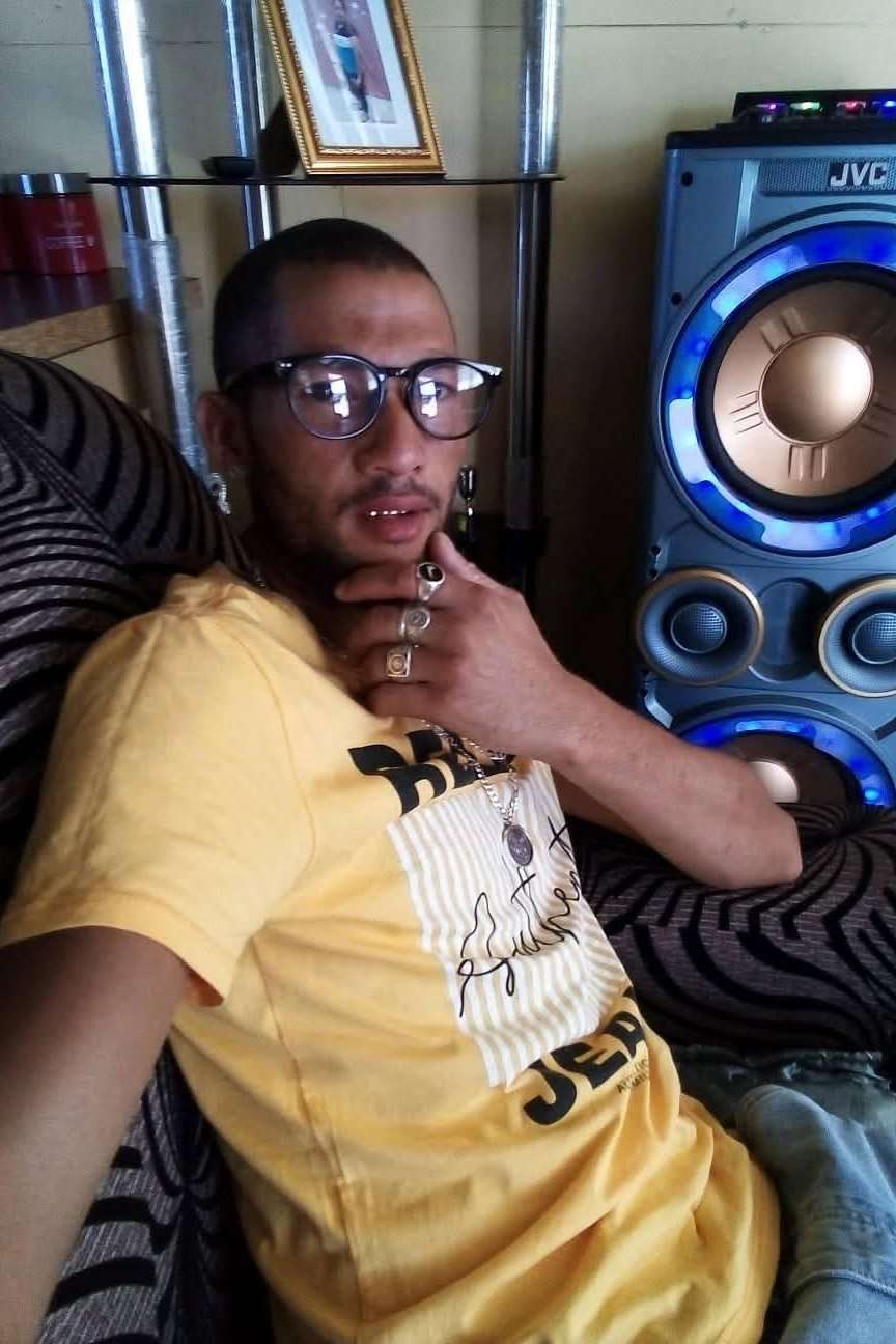 92331295 797 medium large