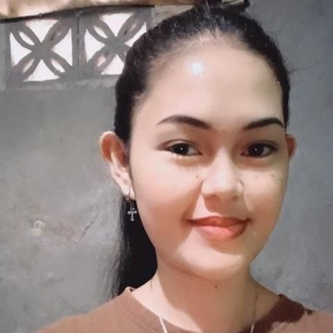 82692764 595 medium large