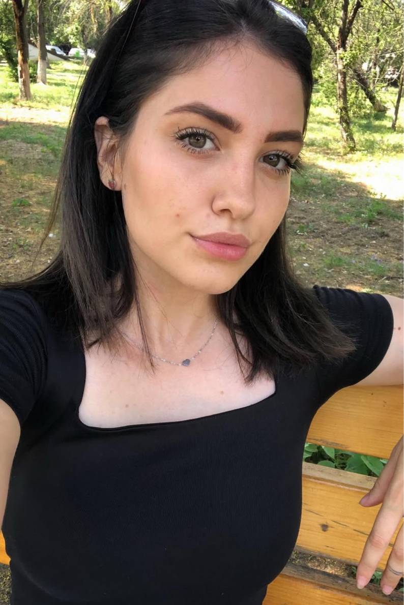 90363062 558 medium large