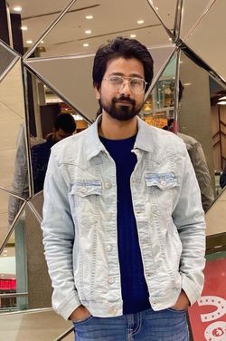 Saurabh Singh's photo