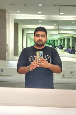 Hamdan's photo