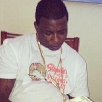 Readytocrack 's photo