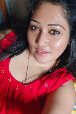 Deepti 's photo