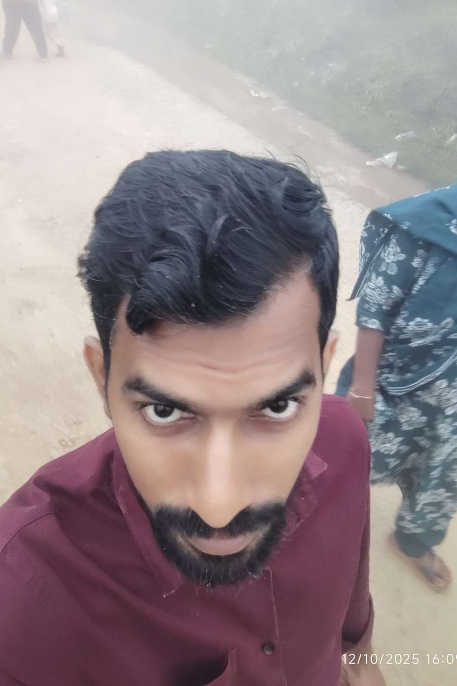 89898320 9143 medium large