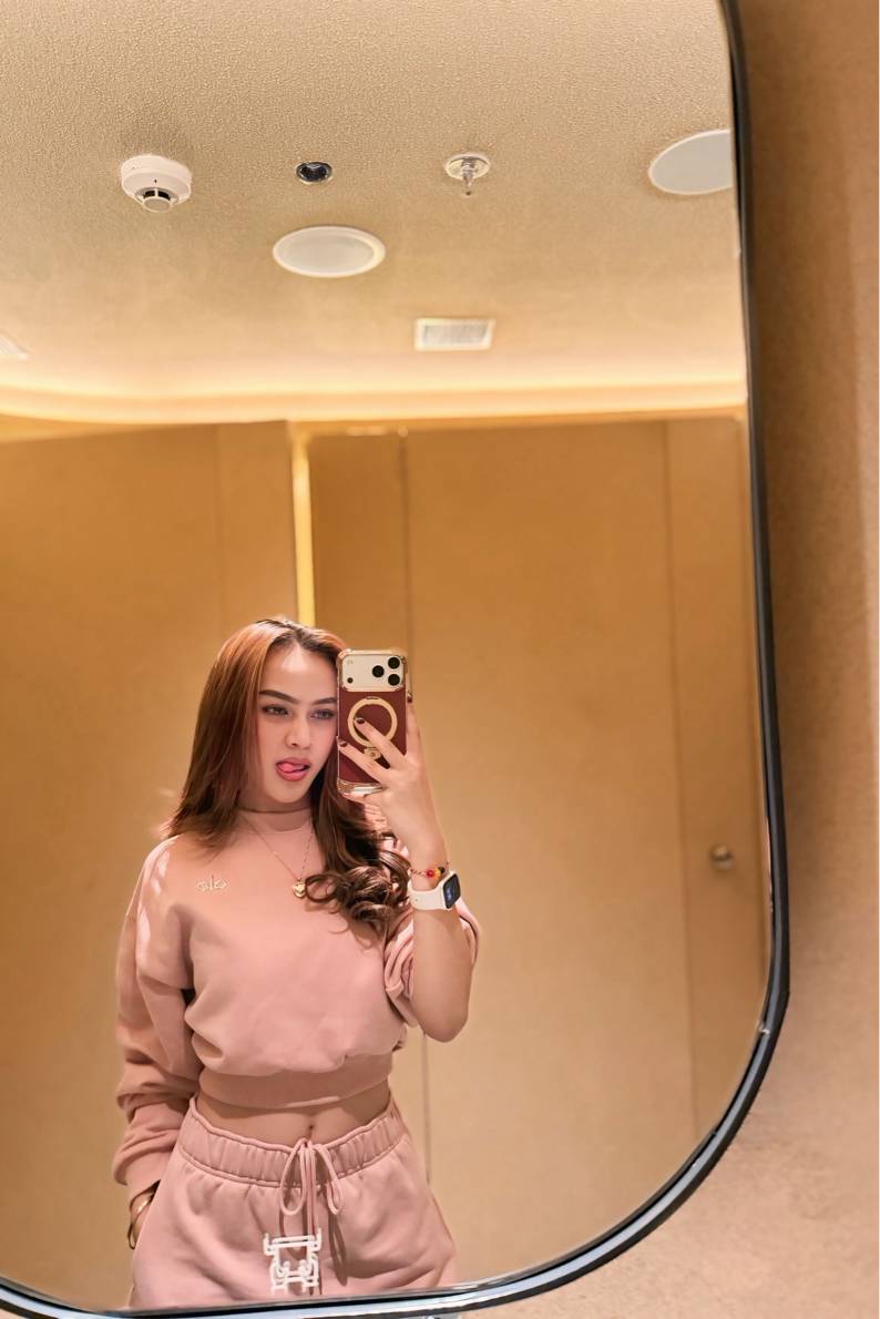 92812853 182 medium large