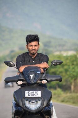 Vinay's photo