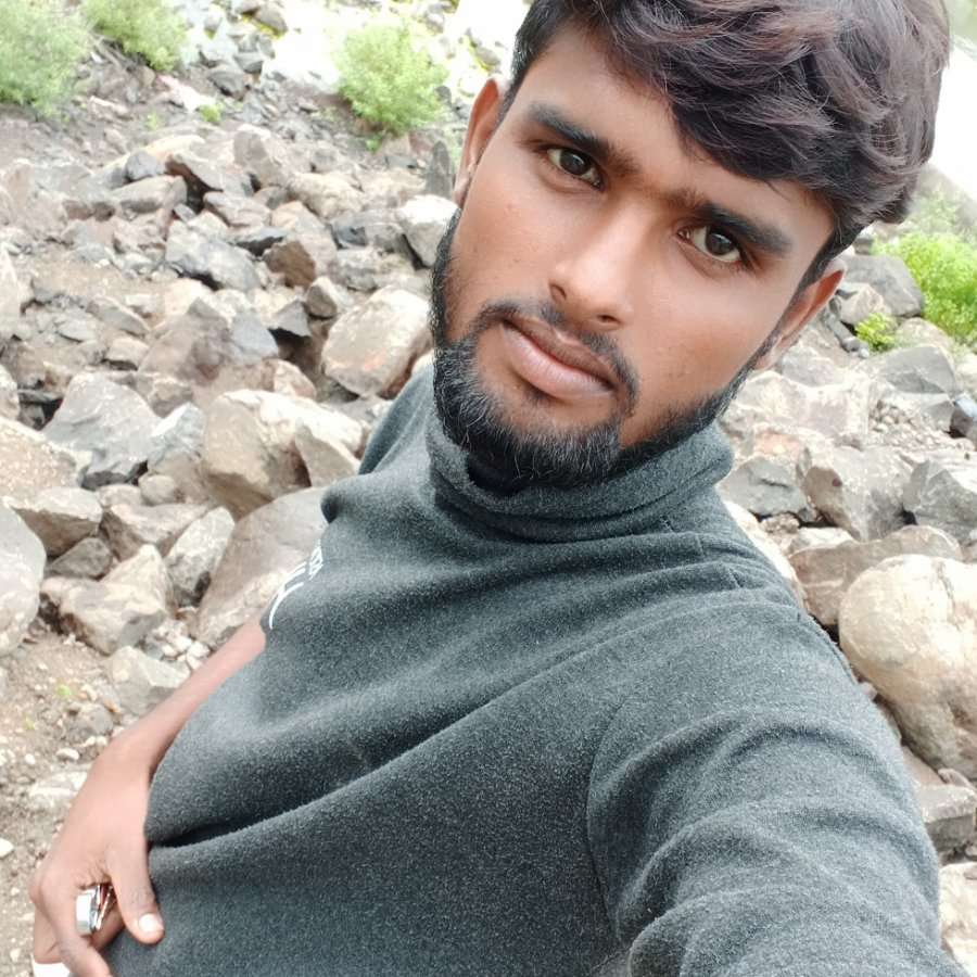 82152778 7526 medium large