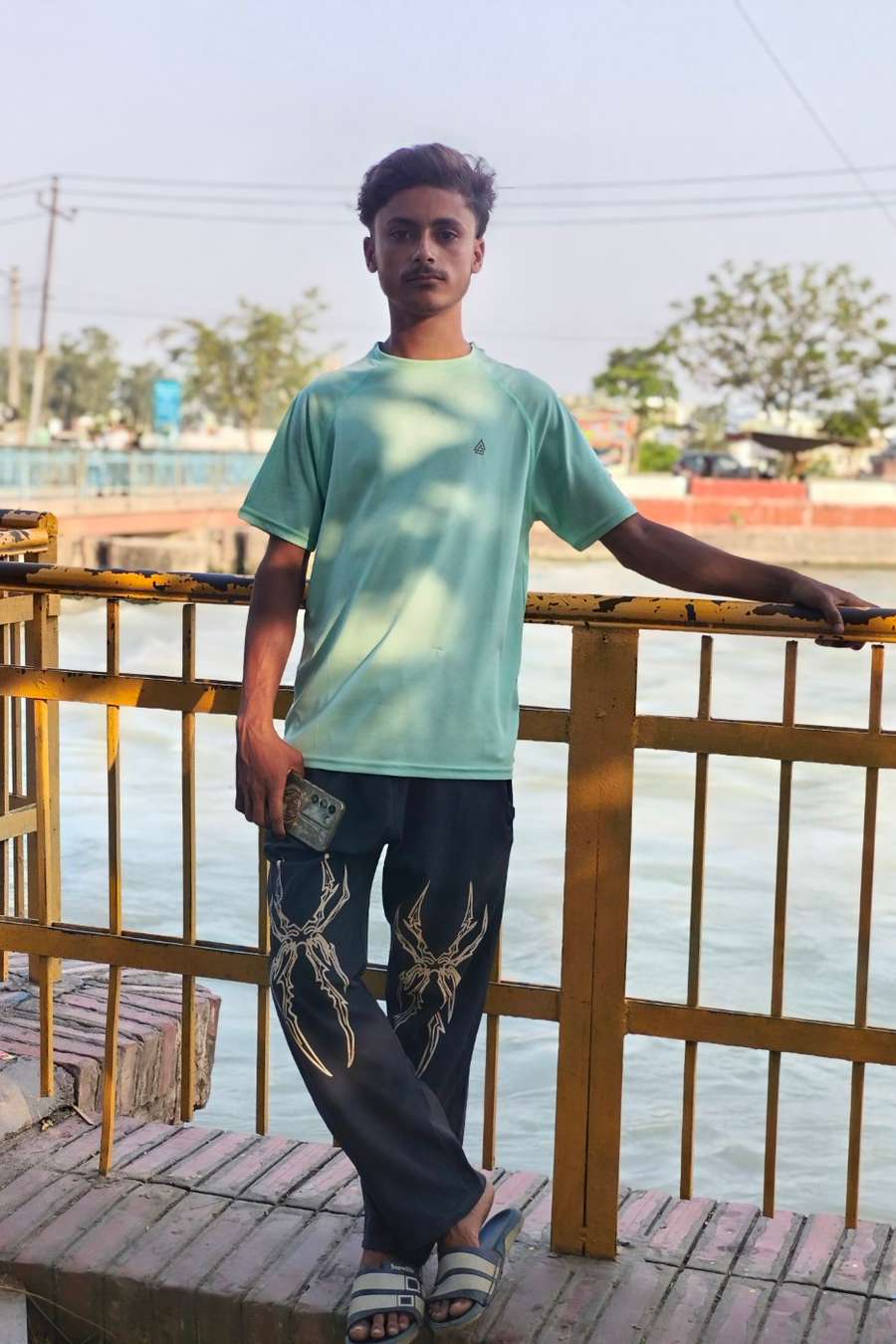 94354028 7349 medium large