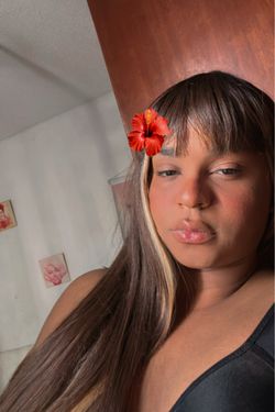 Isabela Soares 's photo