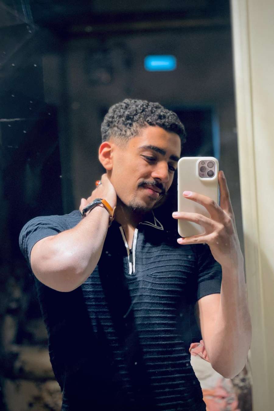 92972453 3569 medium large