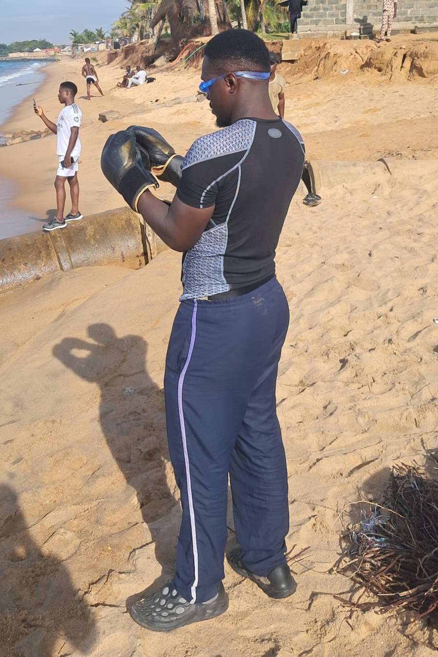 95690540 4792 medium large