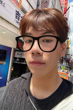 rowa's photo