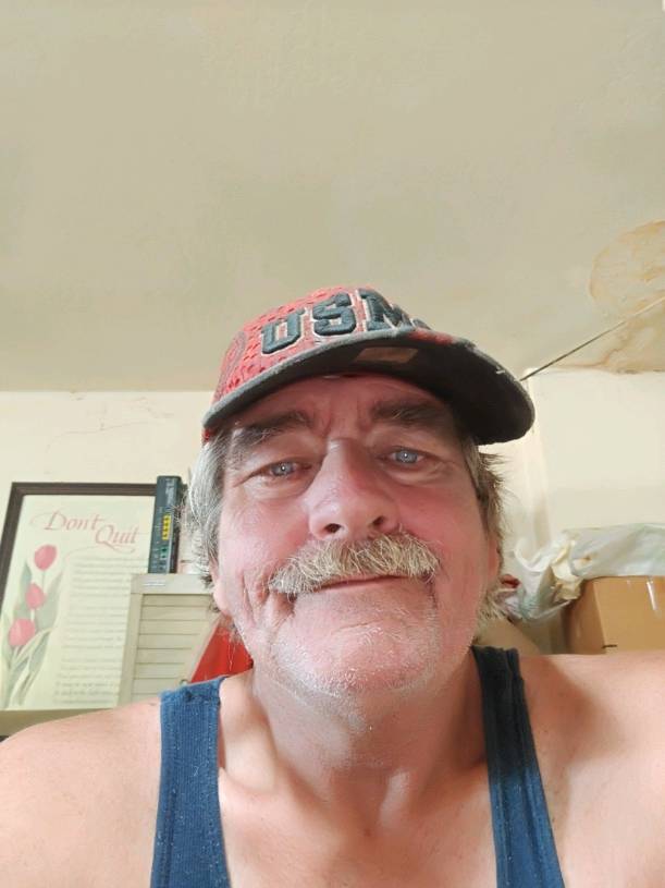 mjk-hi-single-senior-men-in-bakersfield