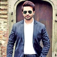 Kazi Ratiq's photo