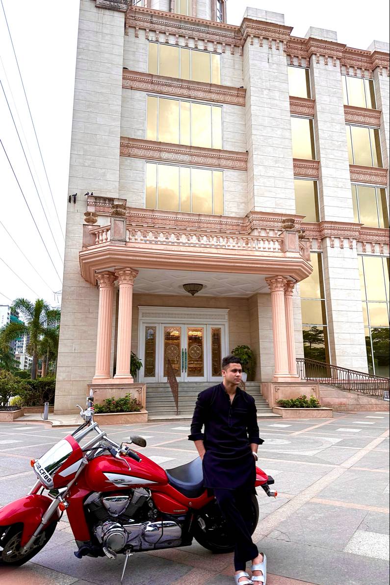 90135999 9454 medium large